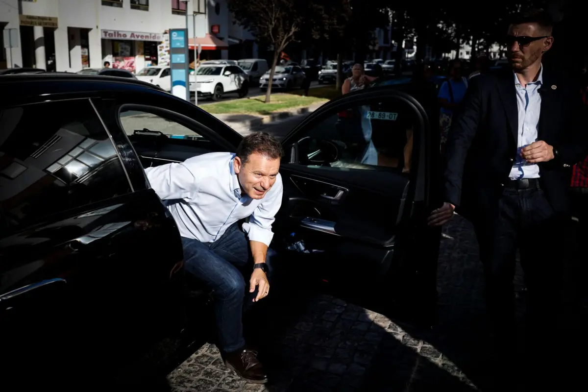 Imagem de contexto do artigo Montenegro falará "diretamente com Ministério Público" e espera que o órgão faça o mesmo