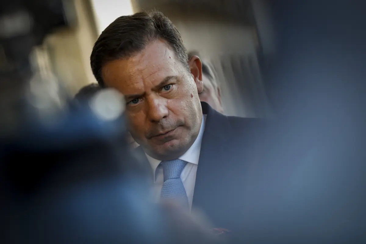 Luís Montenegro vincula PS e Chega ao Orçamento