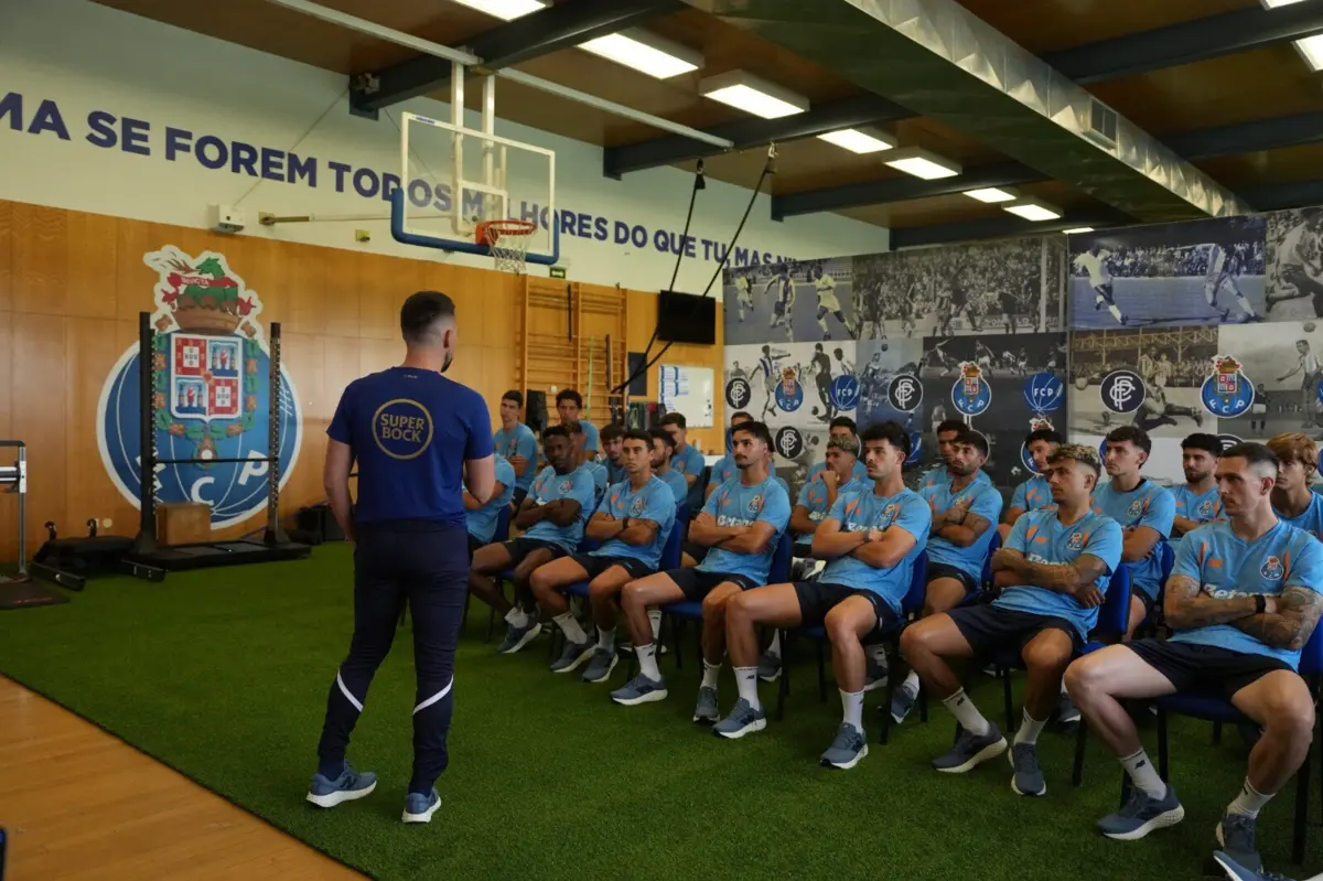 Parte do plantel já ouviu a palestra de Farioli