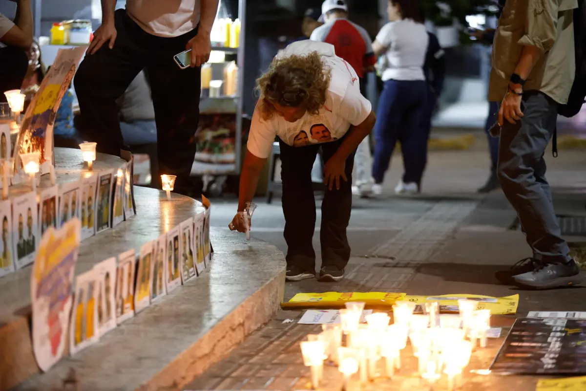 Familiares fazem vigílias à porta das principais prisões