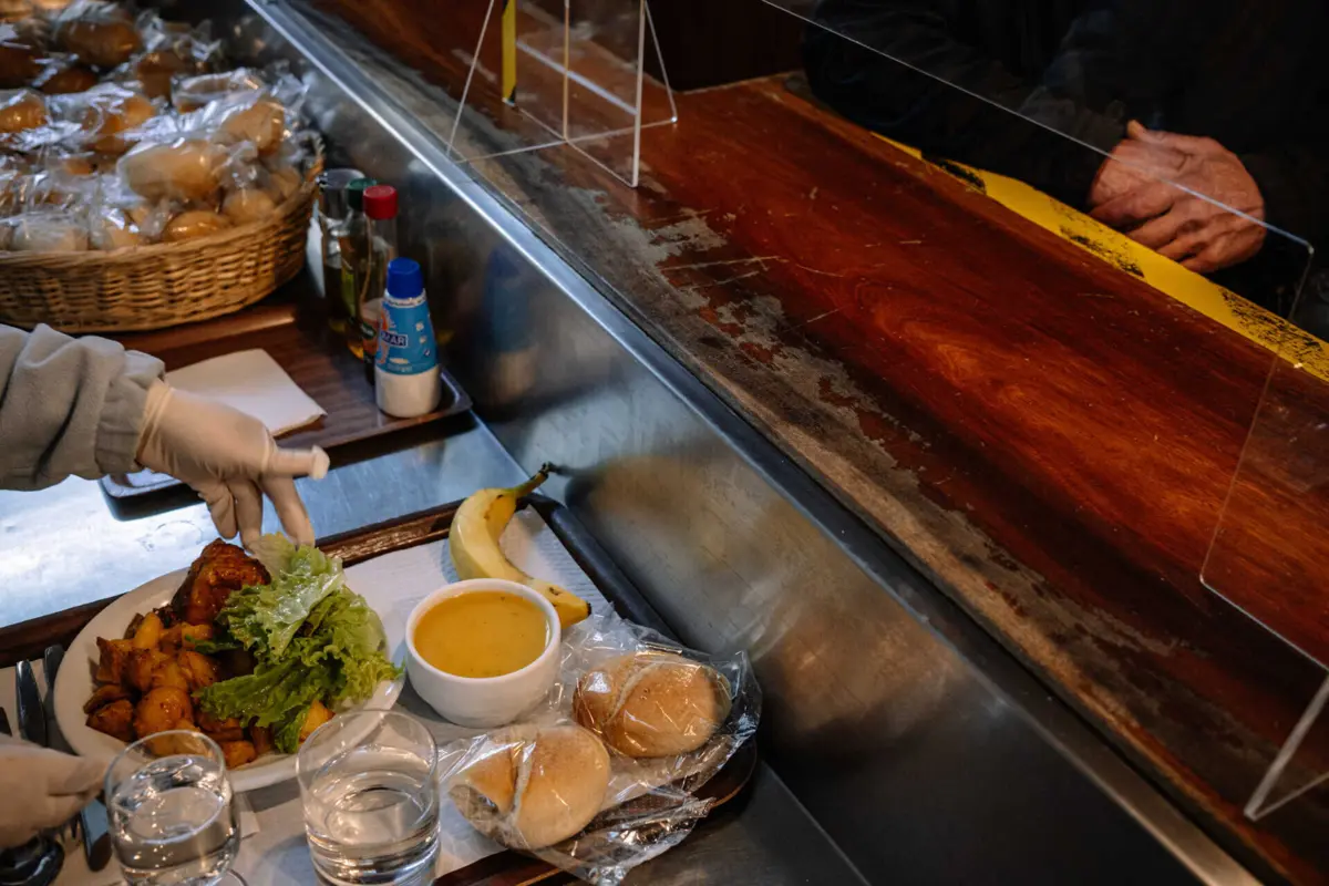 Imagem de contexto do artigo PSP diz que vai garantir higienização e segurança alimentar em messe do Porto