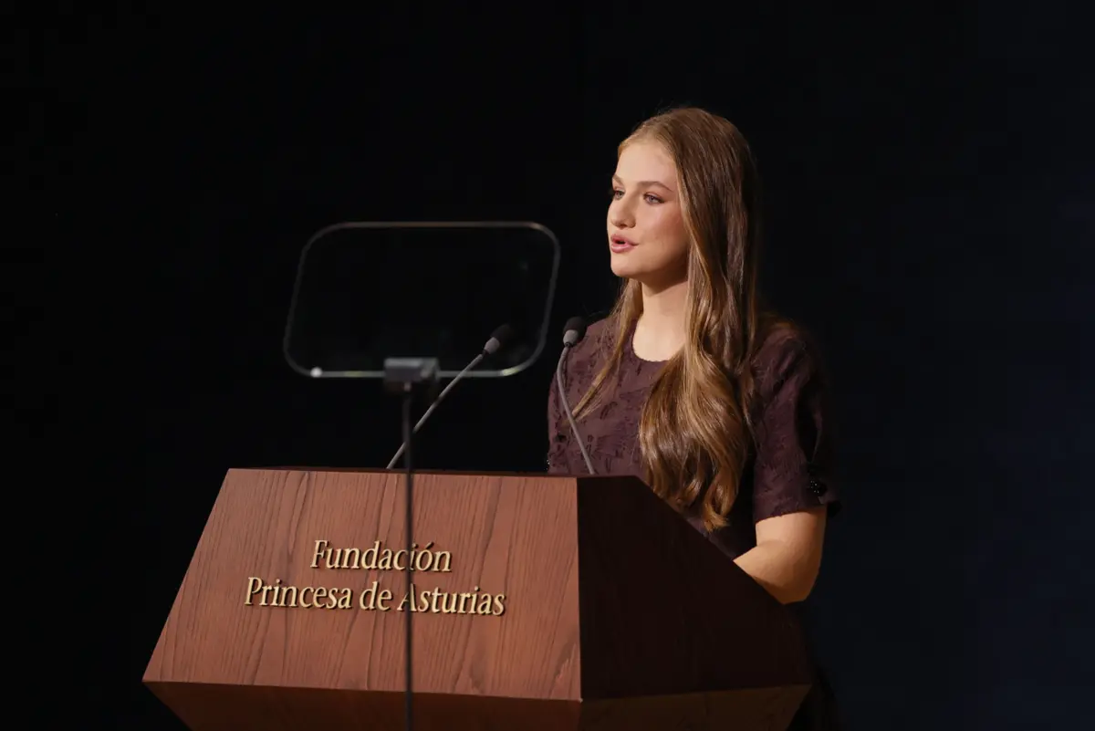 Com 19 anos, a princesa das Astúrias mostrou segurança e empatia ao assumir um tom mais pessoal na cerimónia dos Prémios Princesa das Astúrias