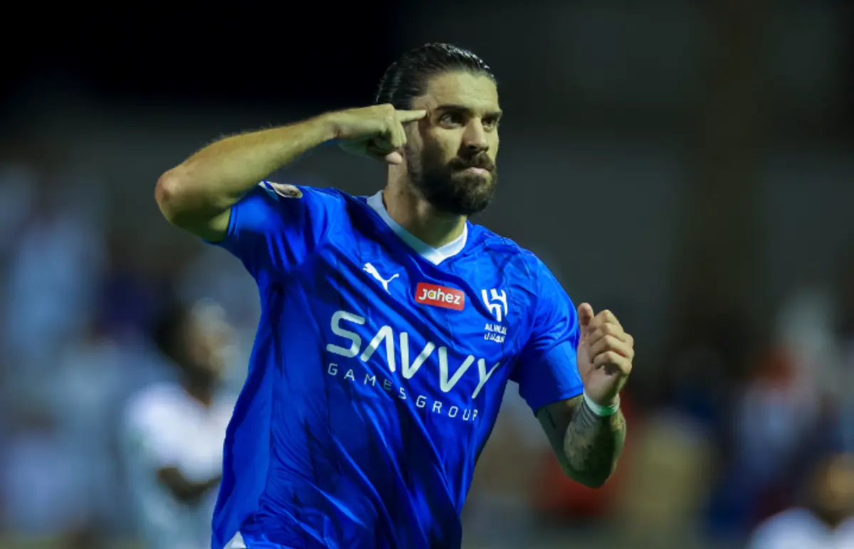 Rúben Neves marcou o golo do Al Hilal ao Al-Jabalain