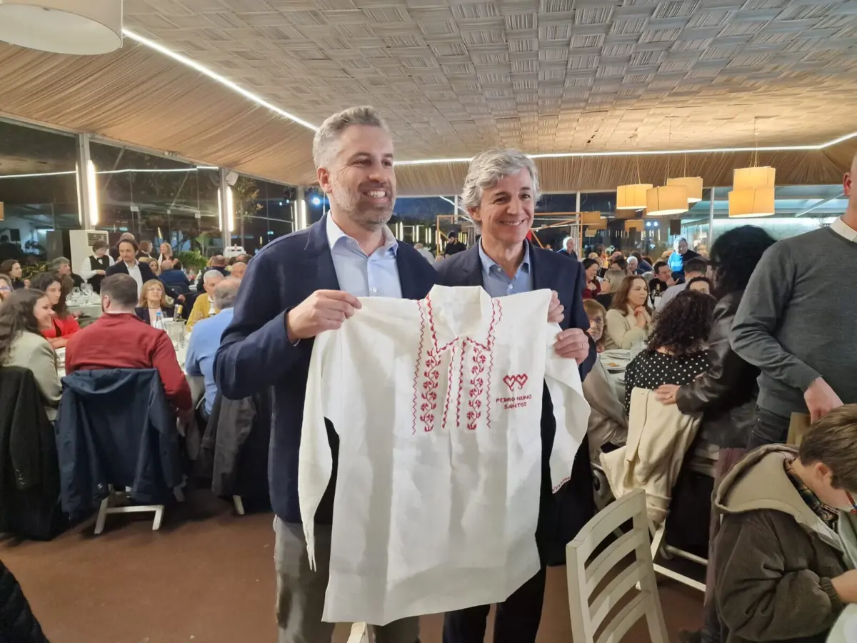 Pedro Nuno Santos esteve em Viana a apoiar Luís Nobre