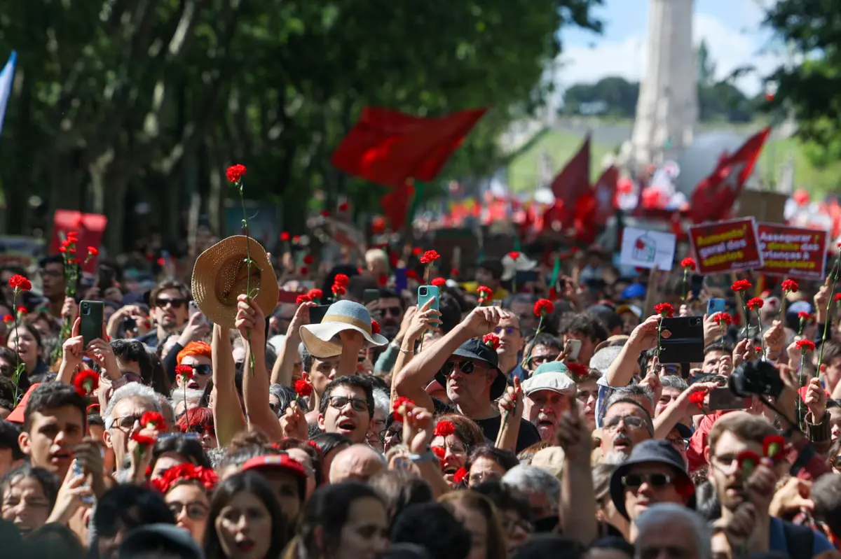 Desfile na Avenida da Liberdade em Lisboa