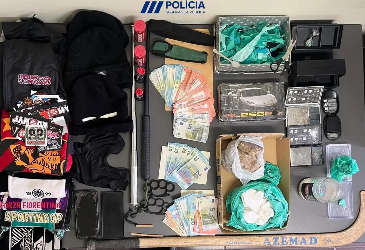 Operação da PSP investiga ligações de adeptos violentos com grupos de extrema-direita