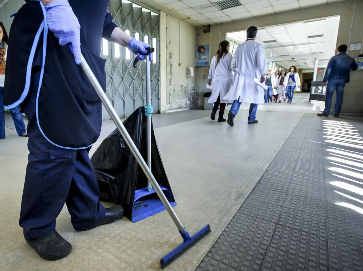 Mulheres ganham em média menos 238 euros mensais do que os homens