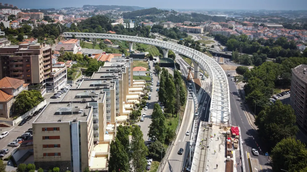 Atual rotunda de Santo Ovídio será ponte de confluência de linhas de metro e de alta velocidade