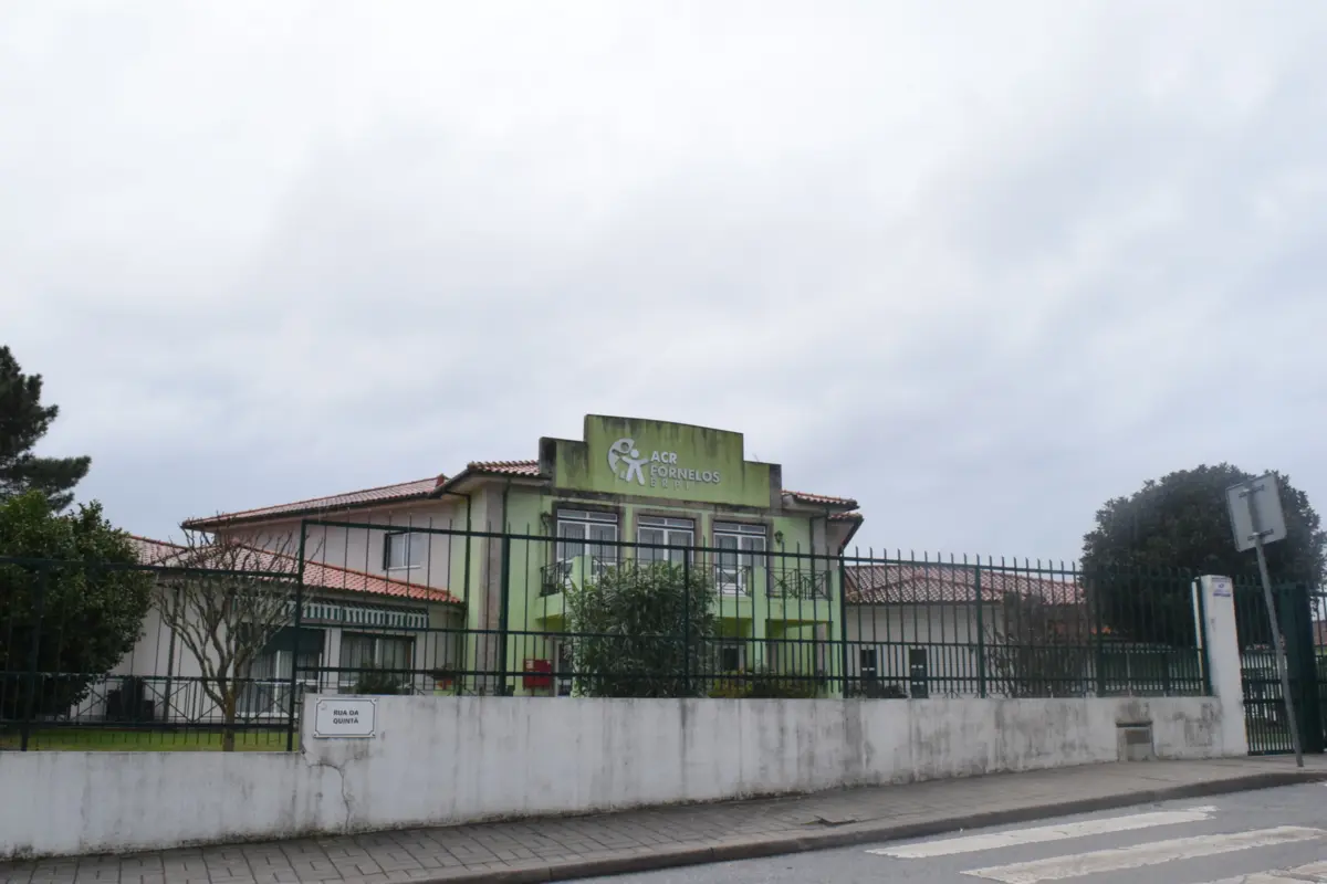 Agressor estava no lar há apenas duas noites e teve um surto psicótico