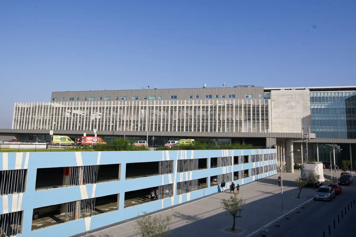 Nos parques cobertos, a avença mensal subiu para 50 euros e nos descobertos para 35