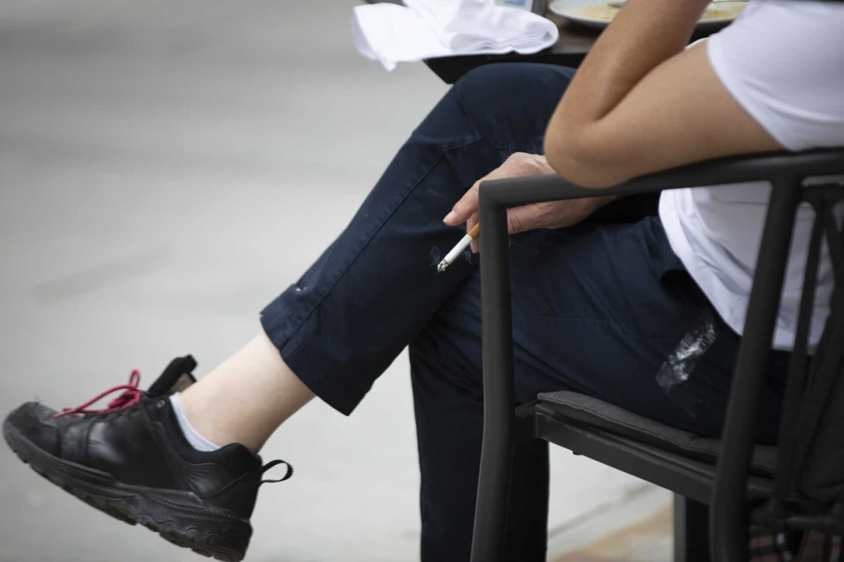 Imagem de contexto do artigo Reino Unido vai criminalizar venda de tabaco e vaporizadores a quem nasceu depois de 2009