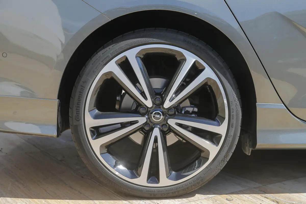 O arguido, Romão da Silva, de 44 anos, guiava um Opel