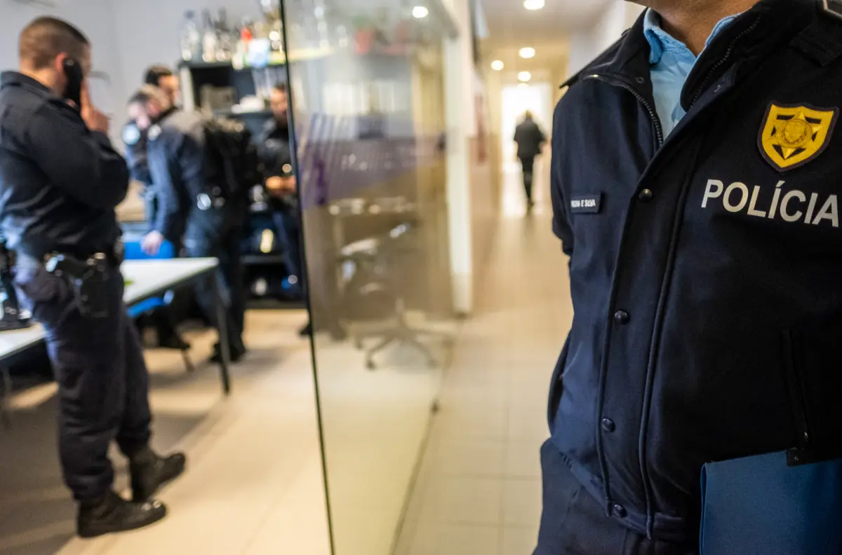 Agente da PSP foi demitido “por violação dos deveres a que estava adstrito”