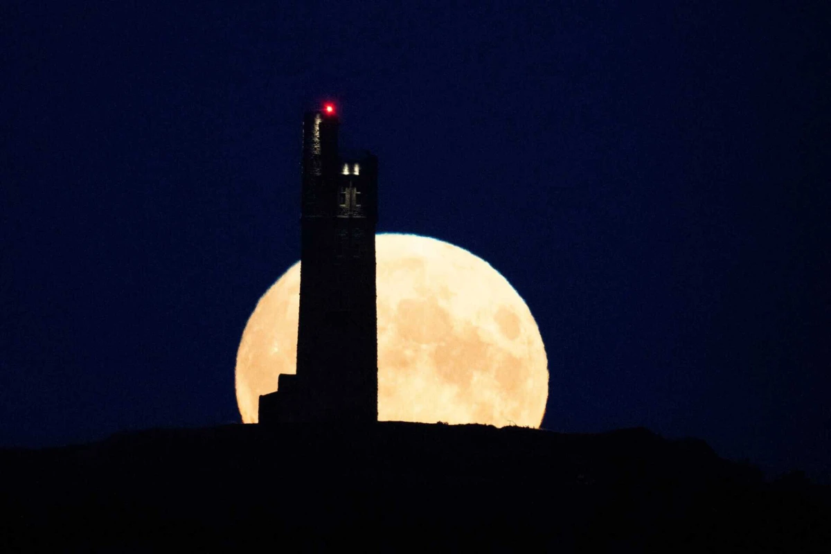 Imagem de contexto do artigo A superlua azul já toma conta dos céus