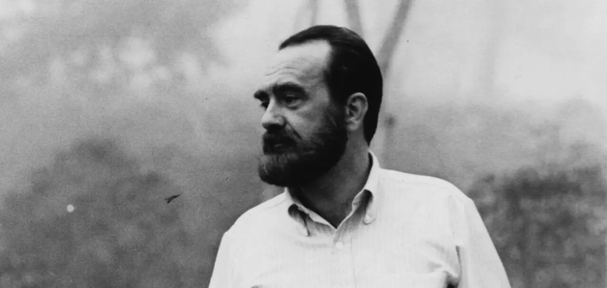 Biografia de João Pedro George desafia a imagem mítica do poeta e oferece um retrato nu e cru