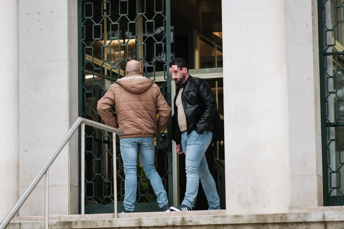 Arguidos vão ter de esperar pelo julgamento