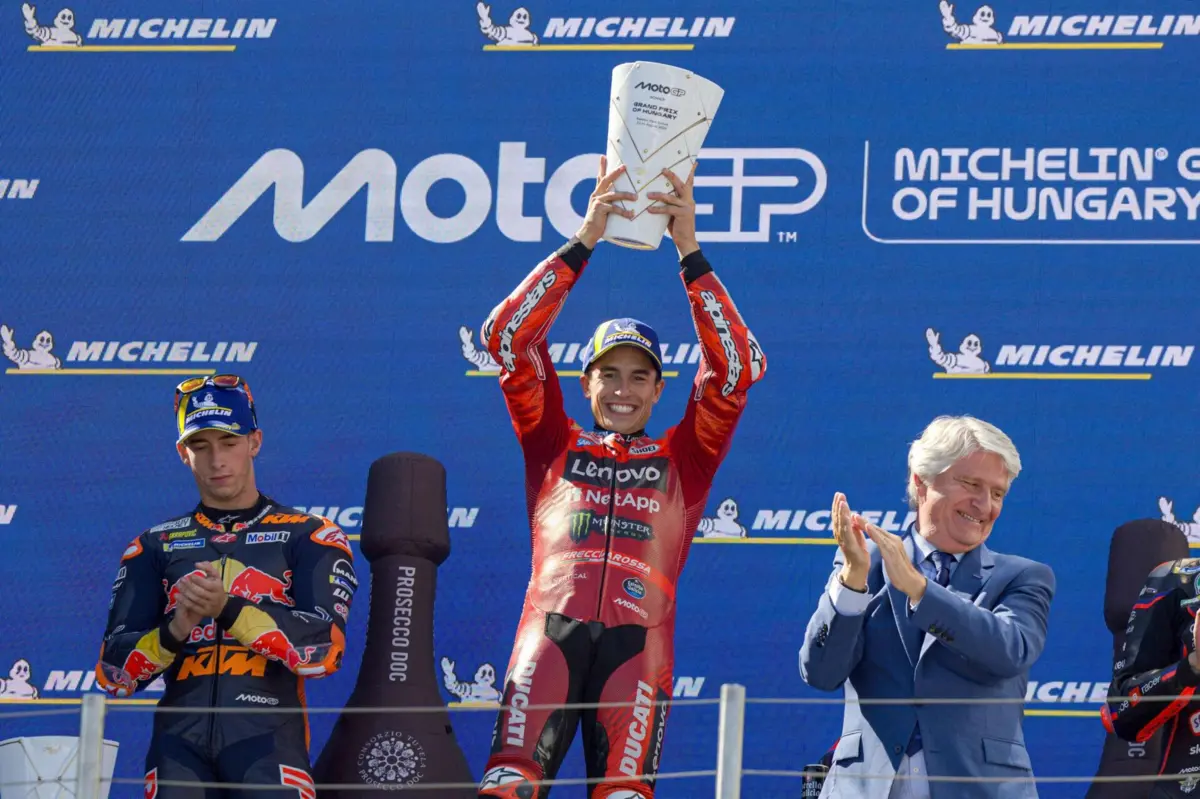 O hexacampeão do Mundo, Marc Márquez superou Pedro Costa (KTM) e o italiano Marco Bezzechi (Aprilia)