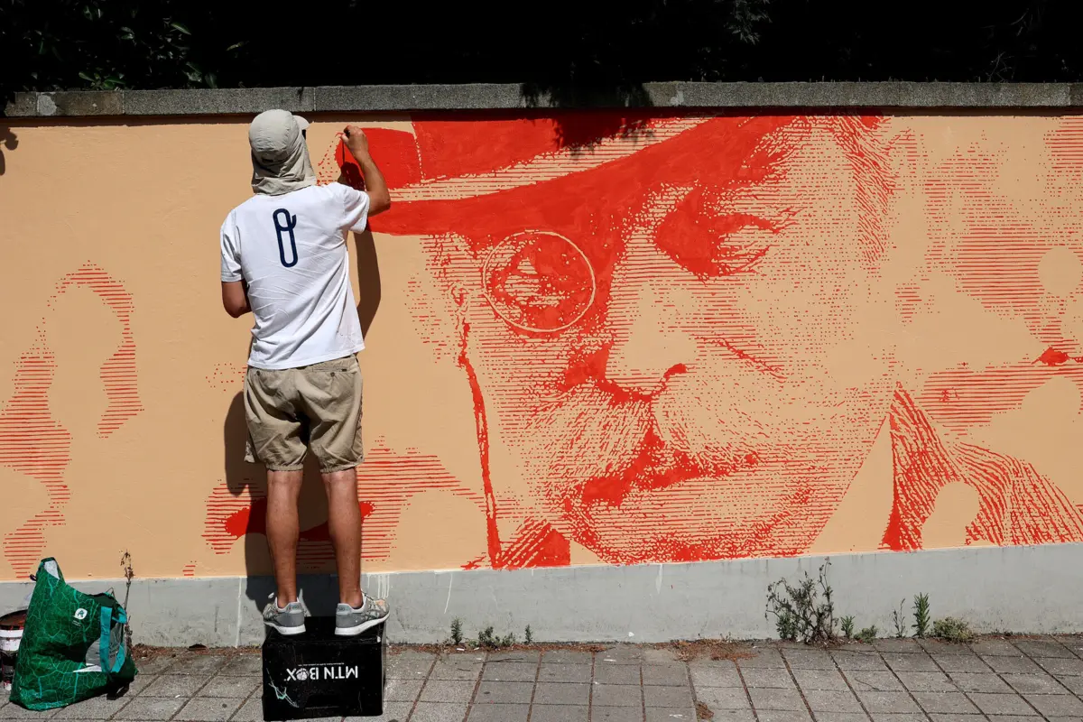 Imagem de contexto do artigo Mural coletivo no Porto celebra 200 anos de Camilo Castelo Branco