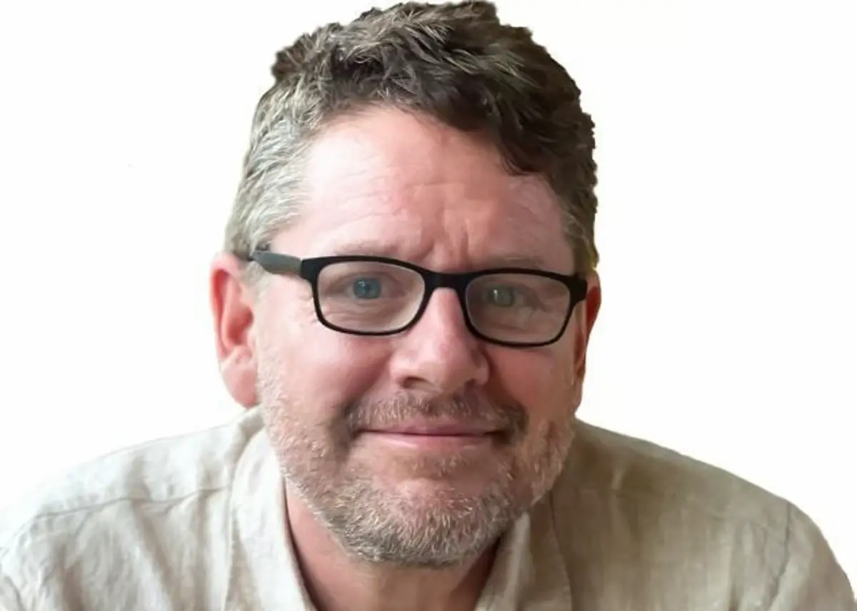 Stephen Yarwood, urbanista australiano