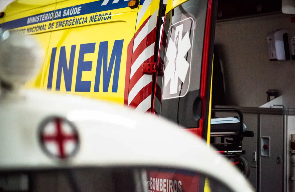 O acidente provocou 16 feridos ligeiros, dos quais dez foram assistidos no local