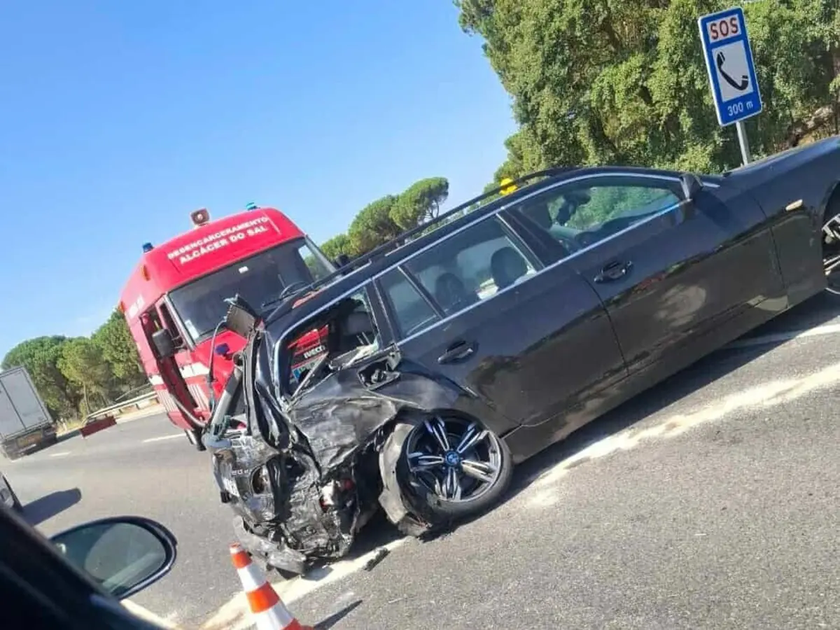 Ramalho Eanes saiu ileso do acidente