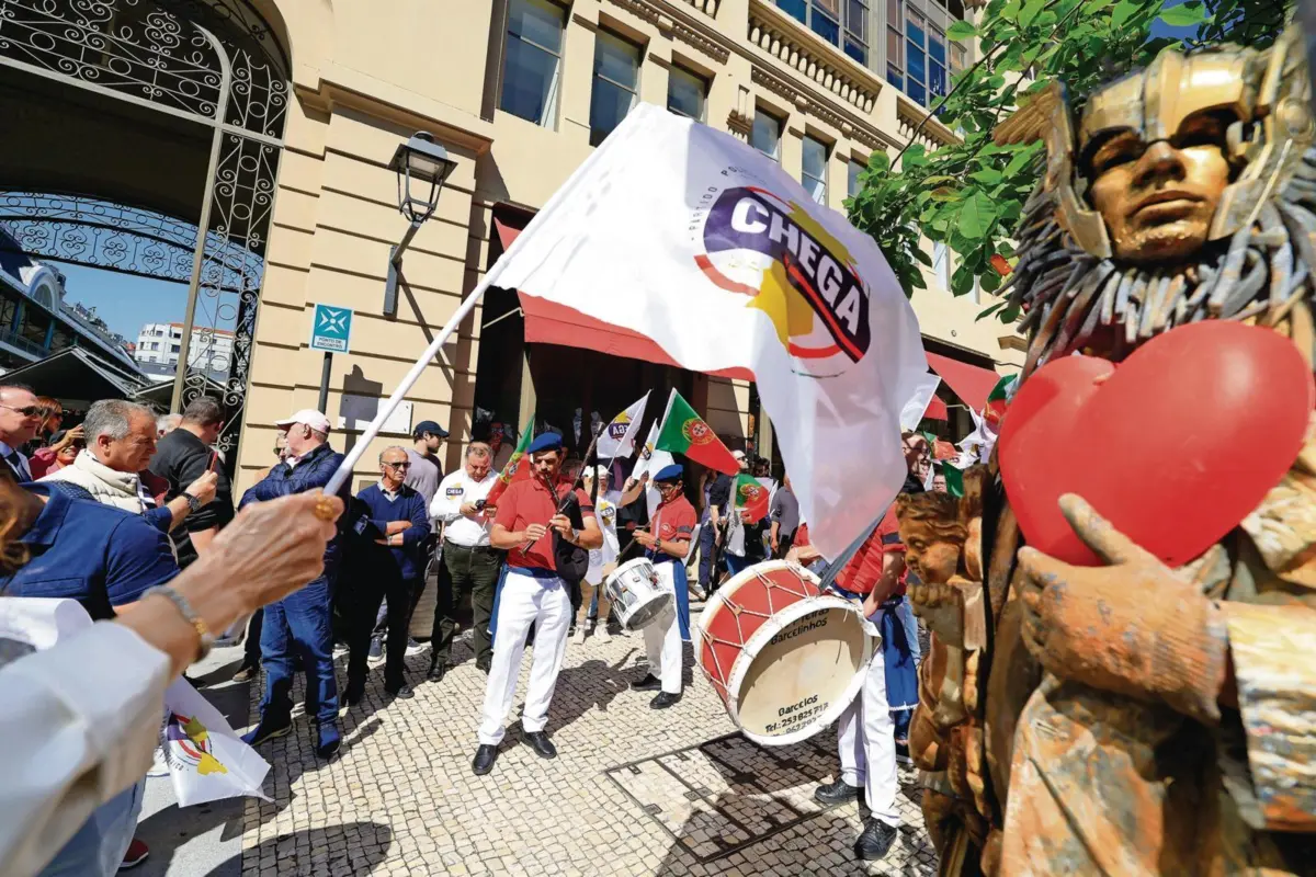 Falta de cuidado na escolha dos candidatos pode explicar saídas do Chega