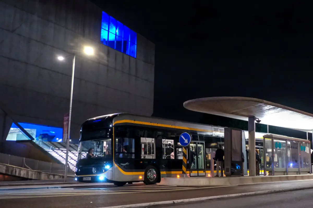 Metrobus fez testes na noite de 5 de junho e na madrugada de 6 de junho
