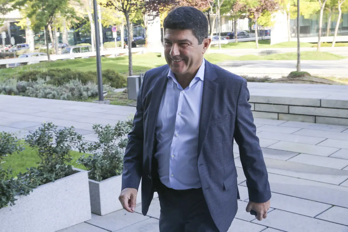 Luís Brenardo é suspeito de se concertar com João Tocha para ganhar contratos públicos