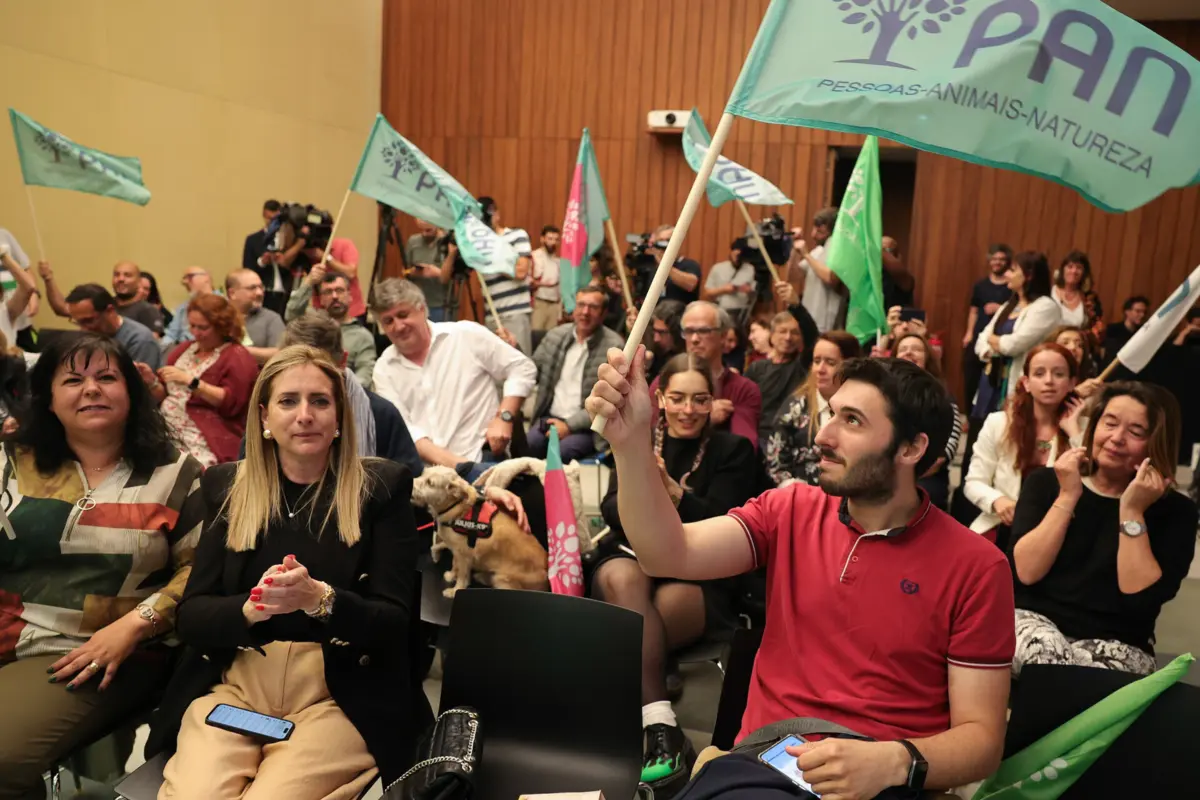 Imagem de contexto do artigo Dirigentes do PAN demitem-se e criticam divulgação pública de comunicado interno