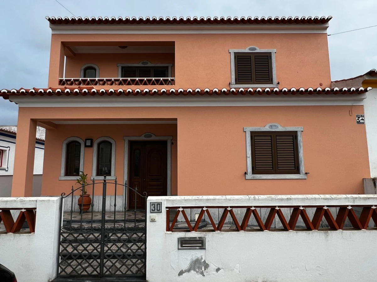 Agéncia de viagens tinha sede em moradia da gerente, em Terrugem, Elvas