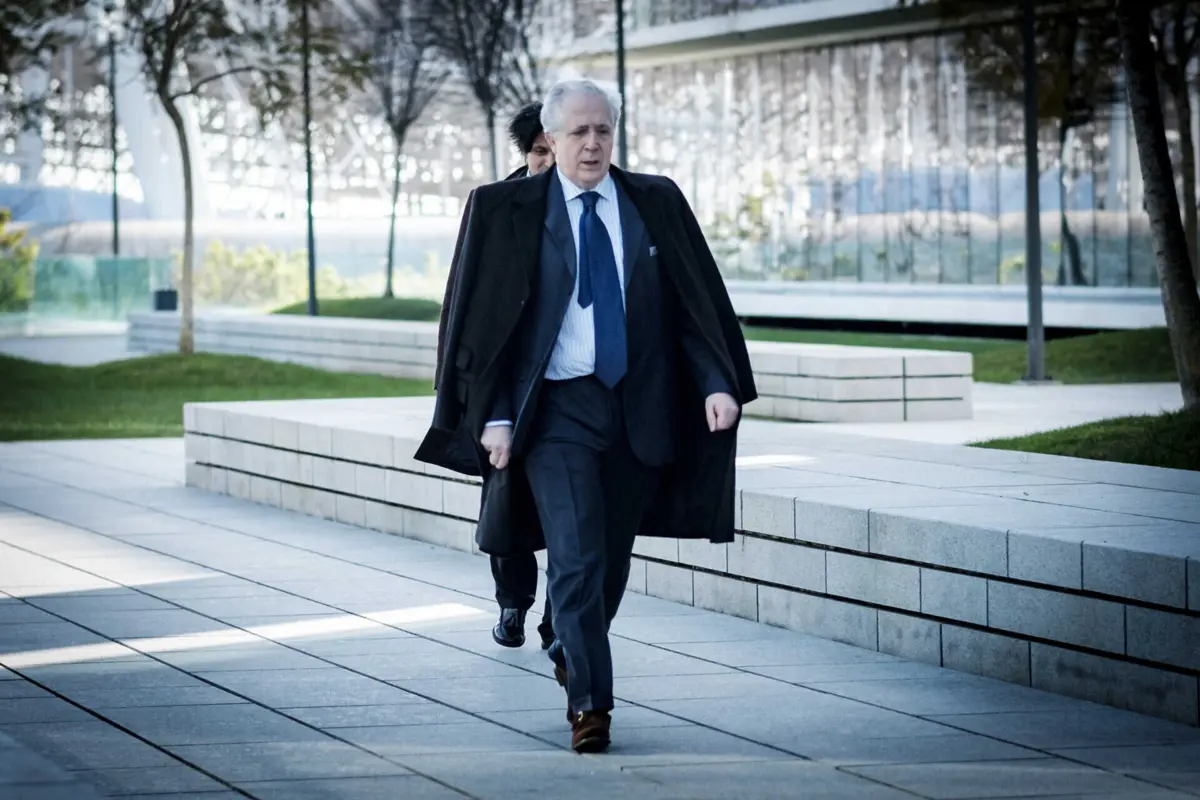 Imagem de contexto do artigo Ex-procurador Orlando Figueira disponível para se apresentar na prisão de Évora