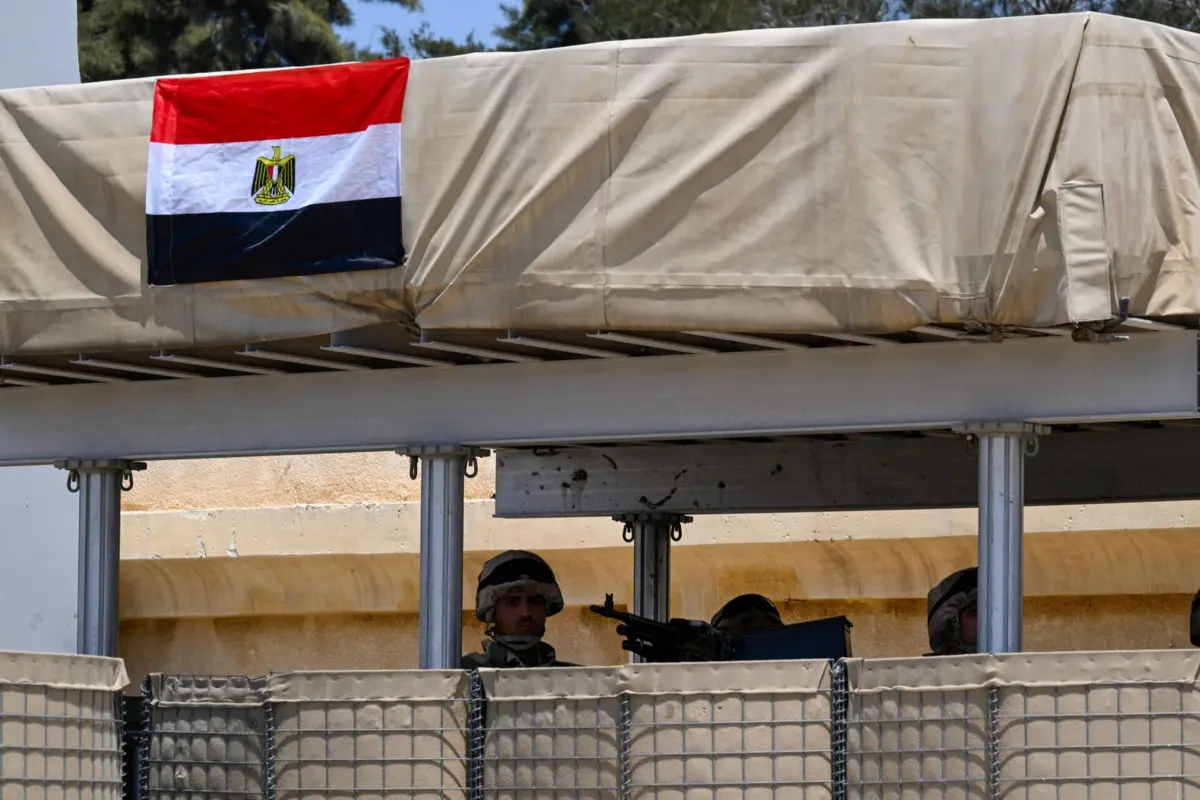 As autoridades egípcias temem que os palestinianos possam tentar fugir da Faixa de Gaza pela fronteira para o Egito