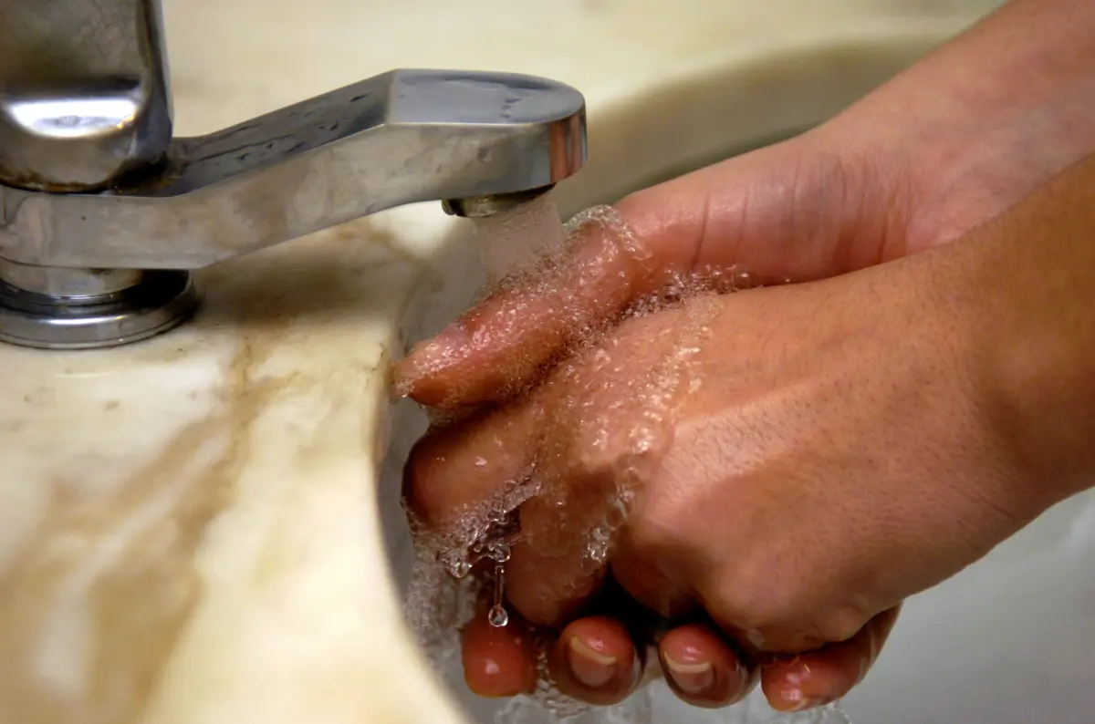 A organização de defesa do consumidor analisou o abastecimento de água, saneamento e resíduos