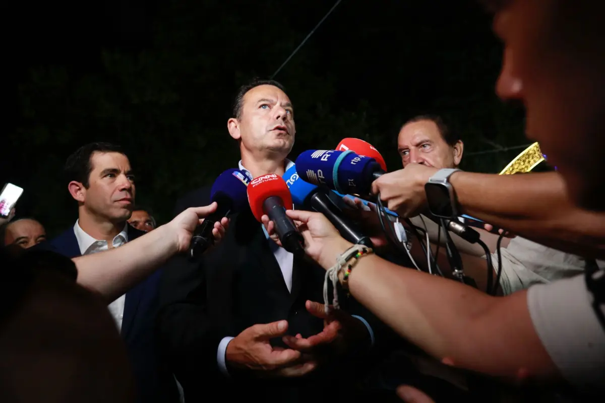 Montenegro falou aos jornalistas à margem da inauguração da 633.ª edição da Feira de São Mateus em Viseu