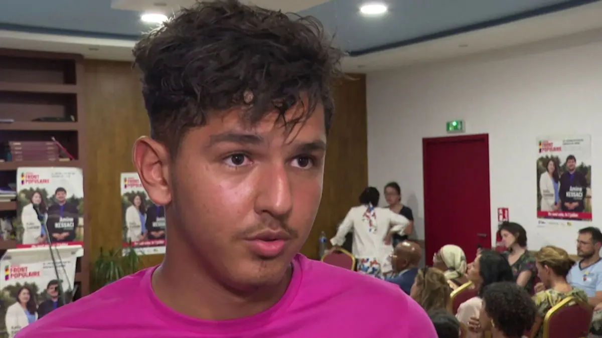 Mehdi Kessaci, irmão do ativista antidroga Amine Kessaci, morreu assassinado aos 20 anos