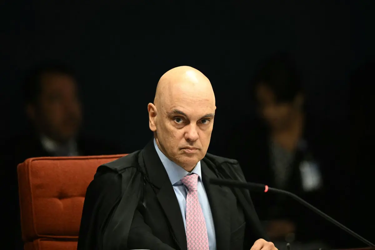 Alexandre de Moraes é o juiz relator do processo que acusa o ex-presidente brasileiro Jair Bolsonaro