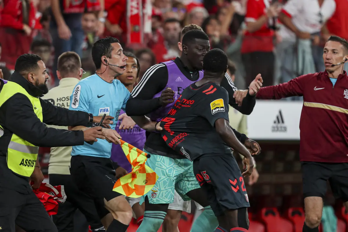 Bruma no epicentro da confusão nos momentos finais do Benfica-Sporting de Braga da última época