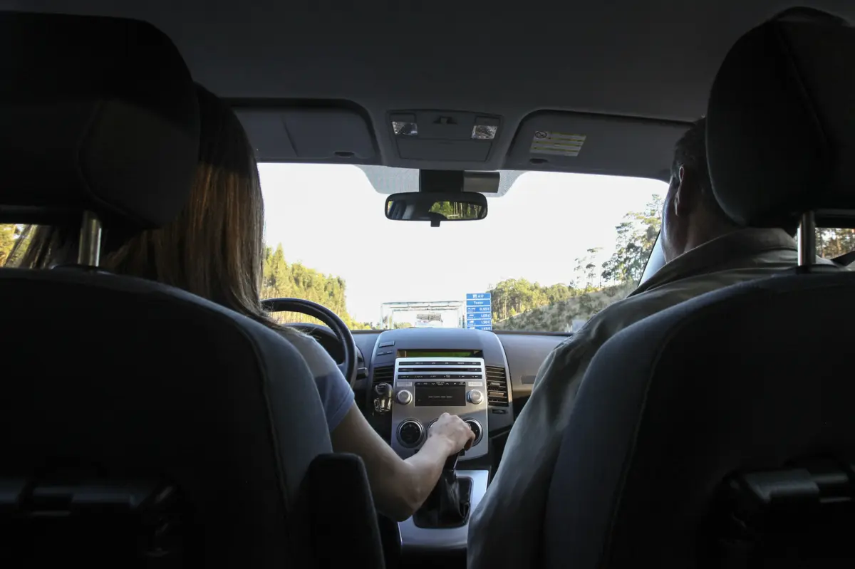 Condutores alegam ter a vida em suspenso