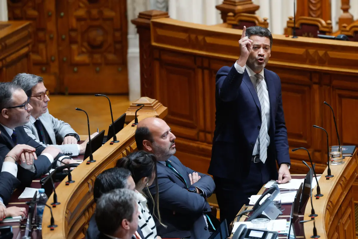 André Ventura disse que o povo turco não é conhecido por ser "o mais trabalhador", merecendo críticas dos partidos de Esquerda. Aguiar-Branco defendeu o direito à "absoluta liberdade de expressão&am