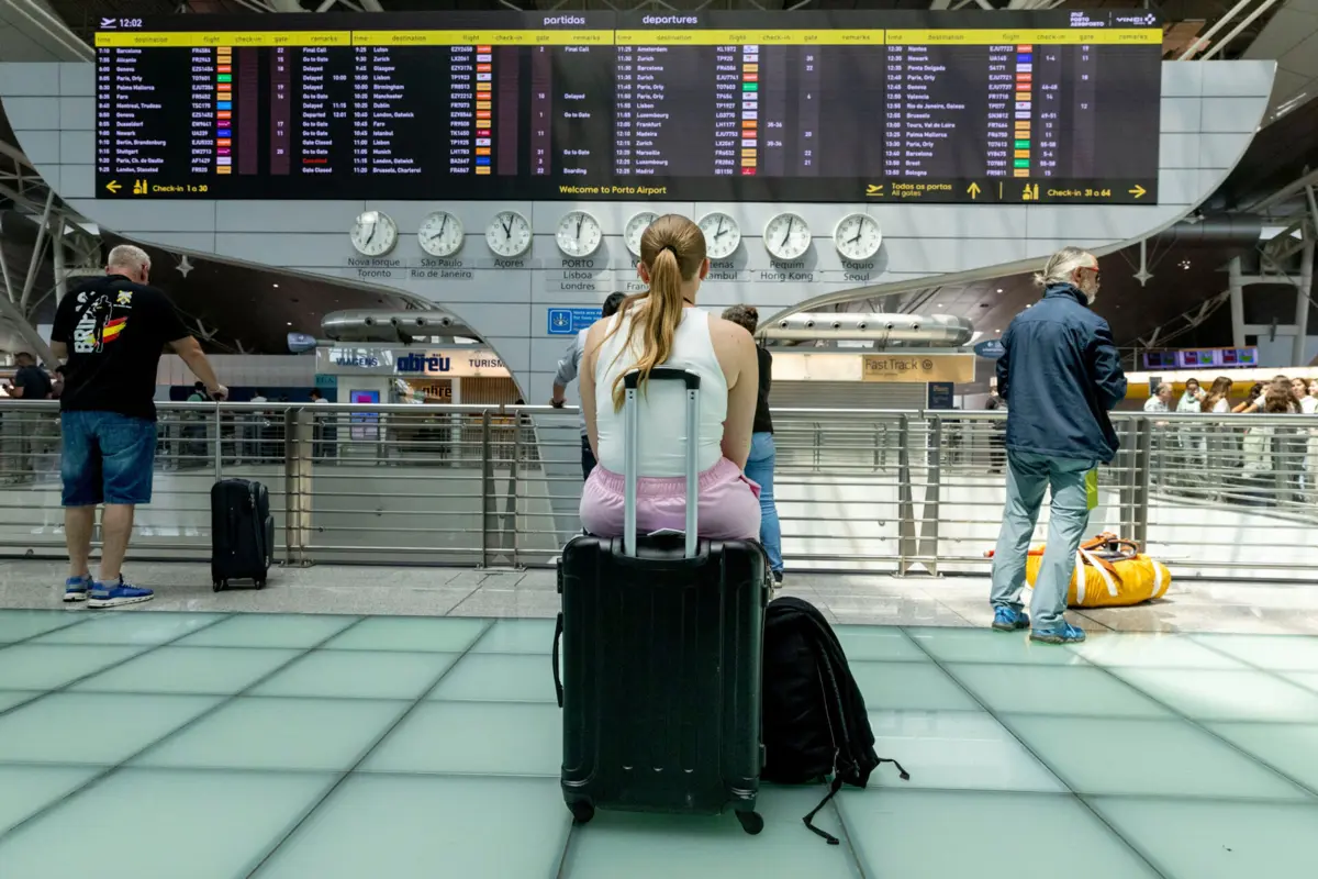 Para ter direito a indemnização, os voos têm de ter um atraso de cinco ou mais horas