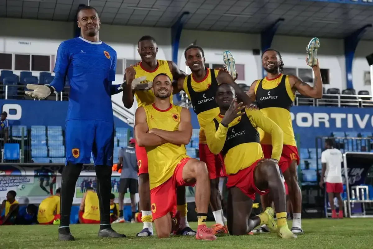 Angolanos recebem Argentina