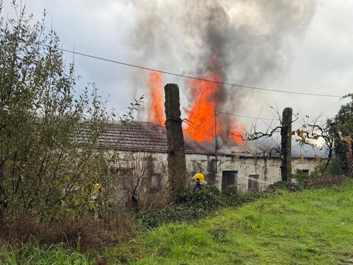 Imagem de contexto do artigo Família com bebé e criança desalojada devido a incêndio numa casa em Penafiel