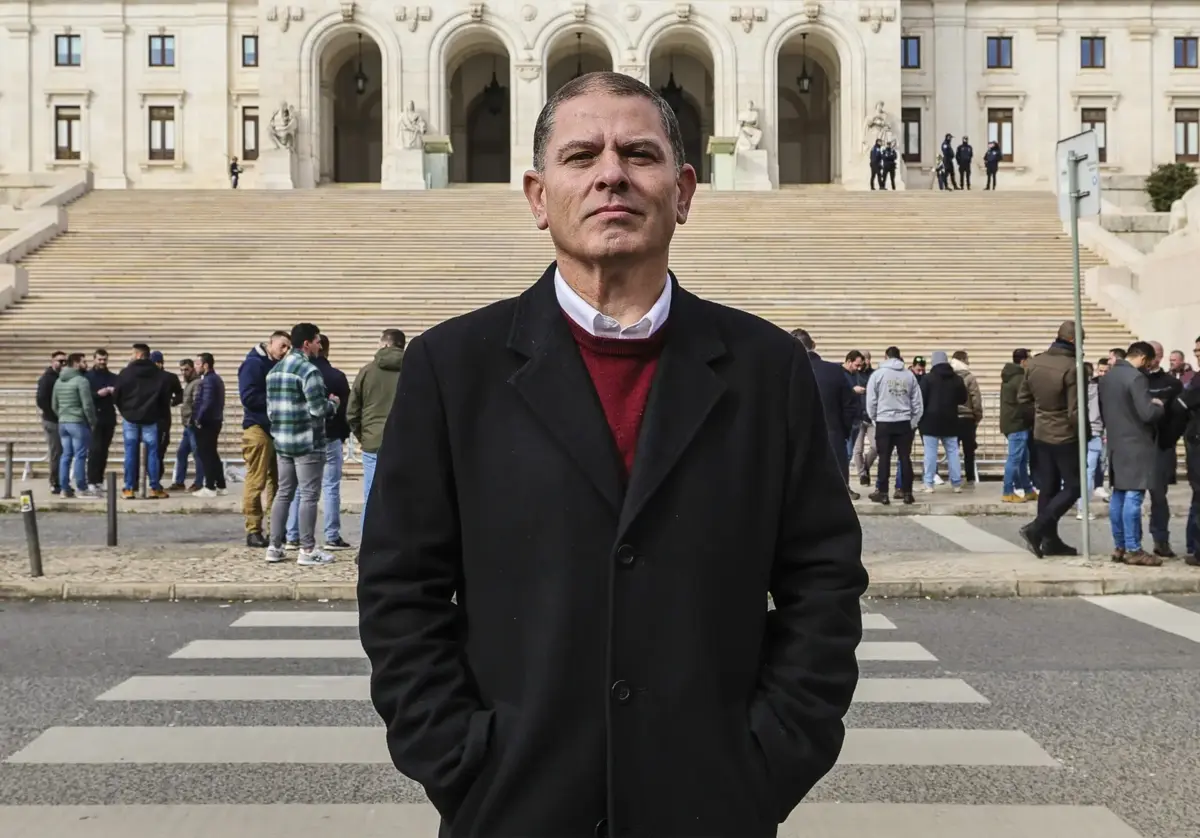 Armando Ferreira lidera o Sinapol