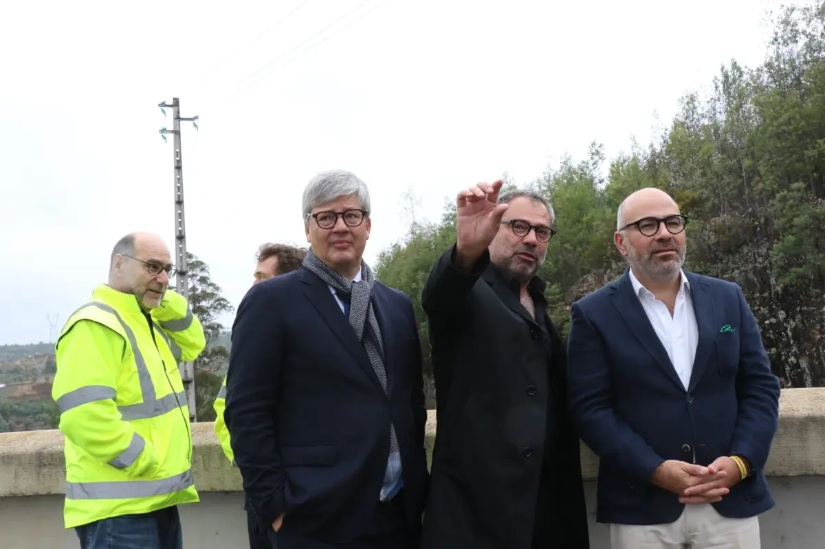 Ricardo Pardal, presidente da Câmara de Mortágua, e Miguel Pinto Luz