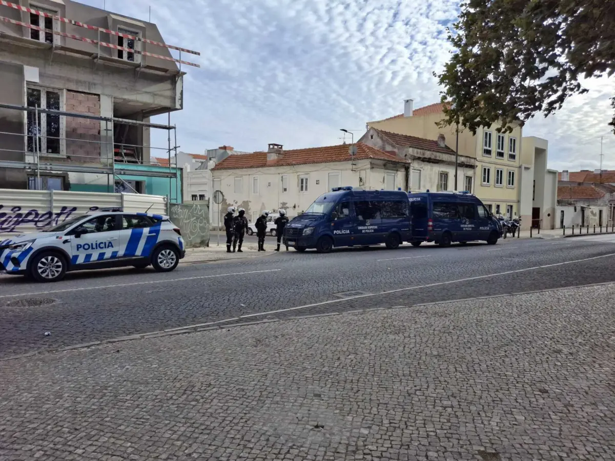 Imagem de contexto do artigo Prisão preventiva para homem que se barricou em casa após disparar contra cunhado