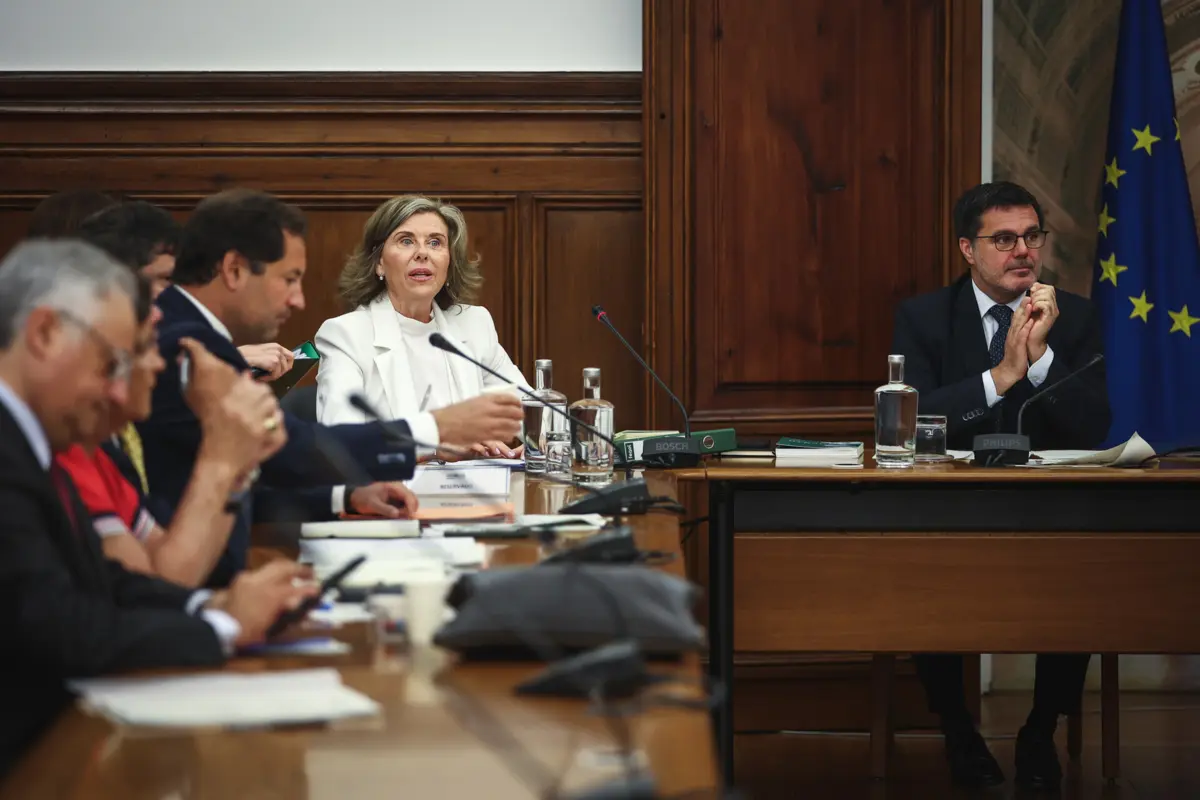 Cristina Dias ouvida no Parlamento