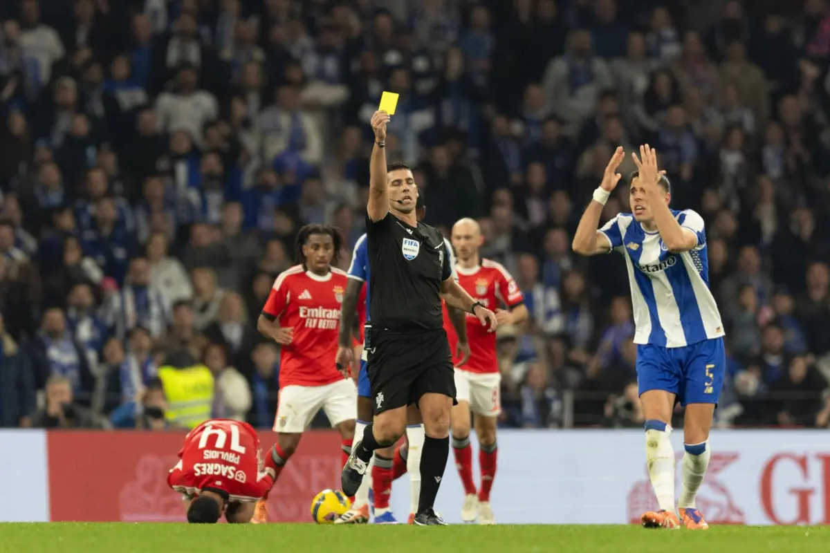 Veríssimo no duelo F. C. Porto-Benfica