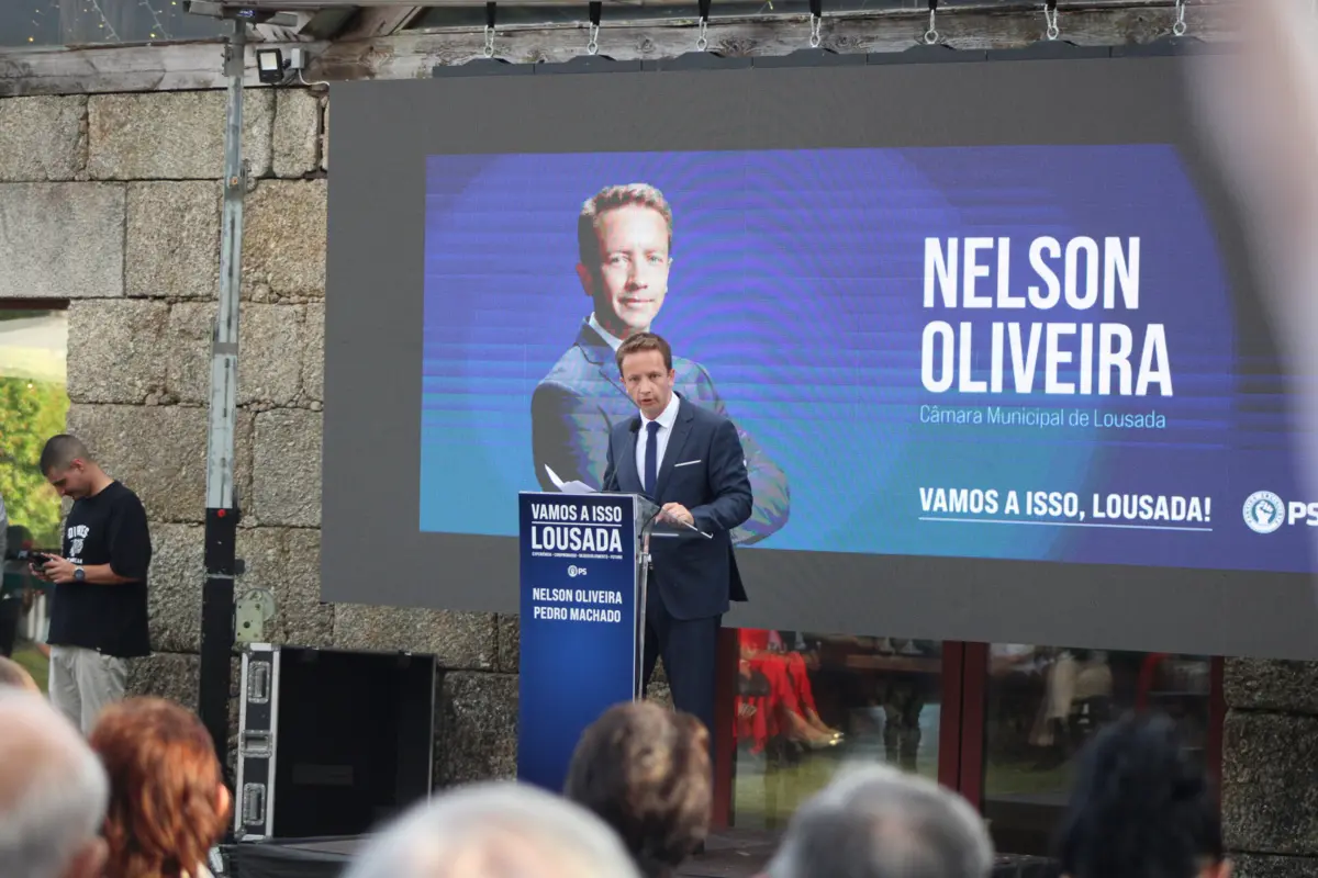 “Deixem-nos trabalhar, não compliquem”, apelou o candidato