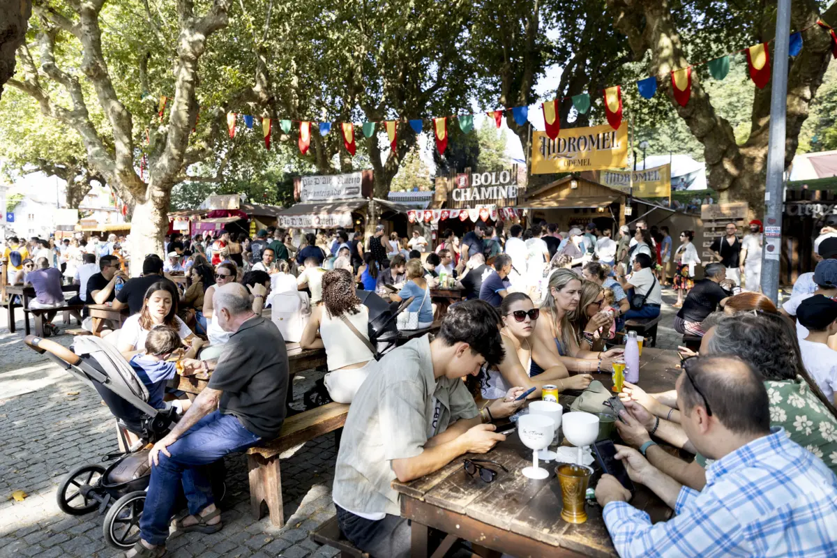 A edição deste ano termina no domingo com o Cortejo Real, pelas 19 horas, um dos momentos mais aguardados pelos visitantes
