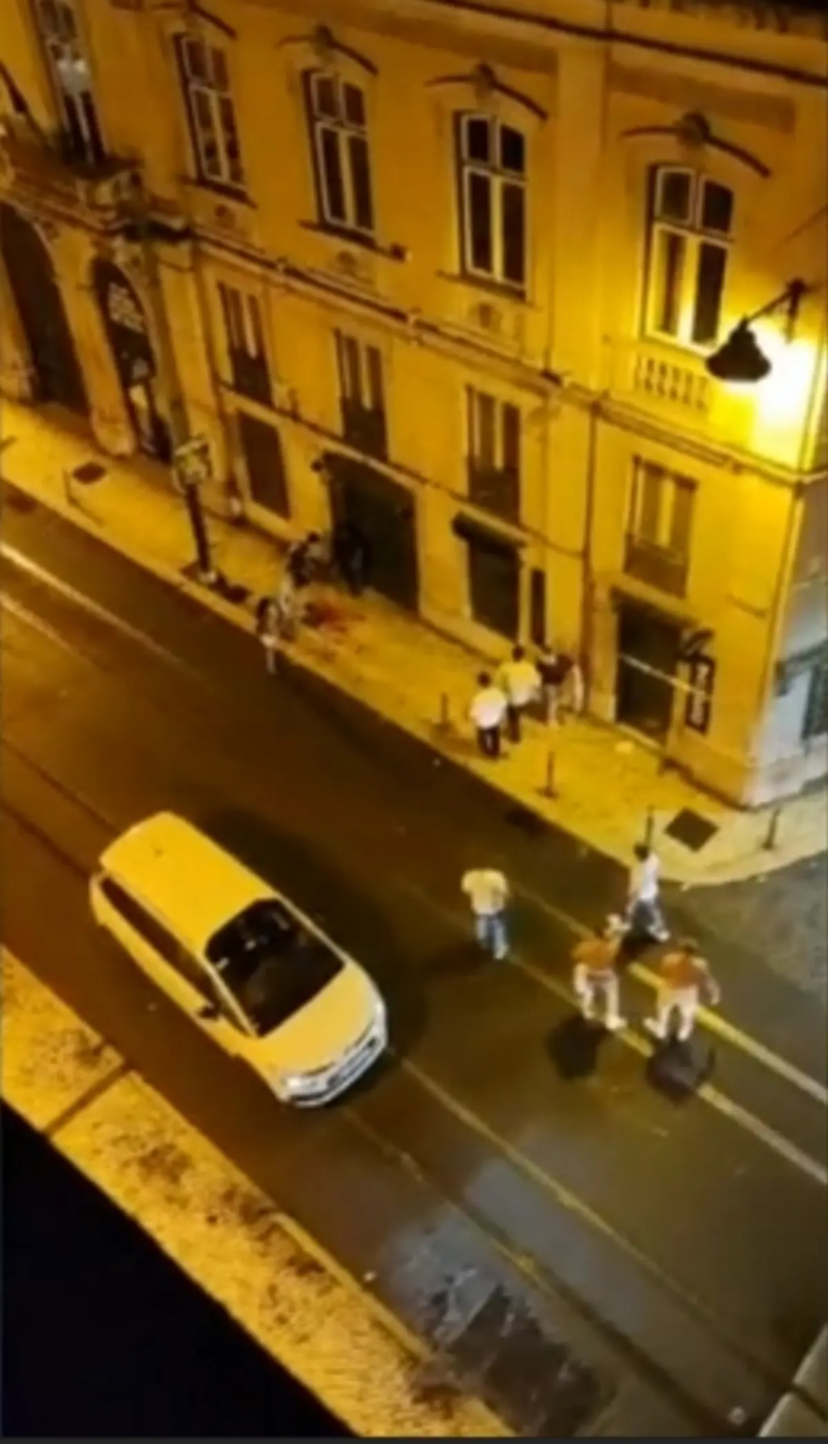 Episódio de violência foi filmado por morador do Bairro Alto